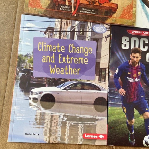 9 Assorted Children’s Books Pre-Owned Great Condition - Picture 7 of 10